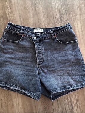 Abercrombie dad shorts High-Waist Black Denim Shorts